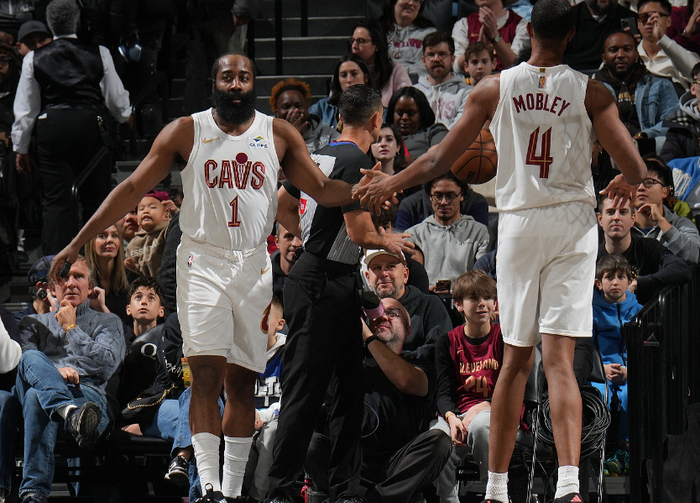 体育数据-胜爵士发布会！阿特金森吹哈登，爆赞莫布利，高情商谈梅里尔低迷|詹姆斯·哈登|骑士|莫布利;贾斯廷-安德森|克利夫兰骑士队|埃文-莫布利_新浪体育_新浪新闻